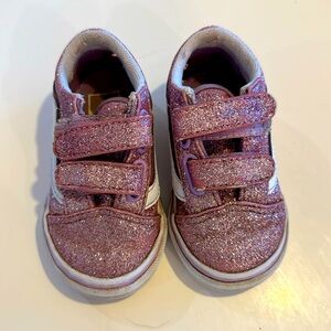 Girls Velcro glitter vans good used condition size 5.0